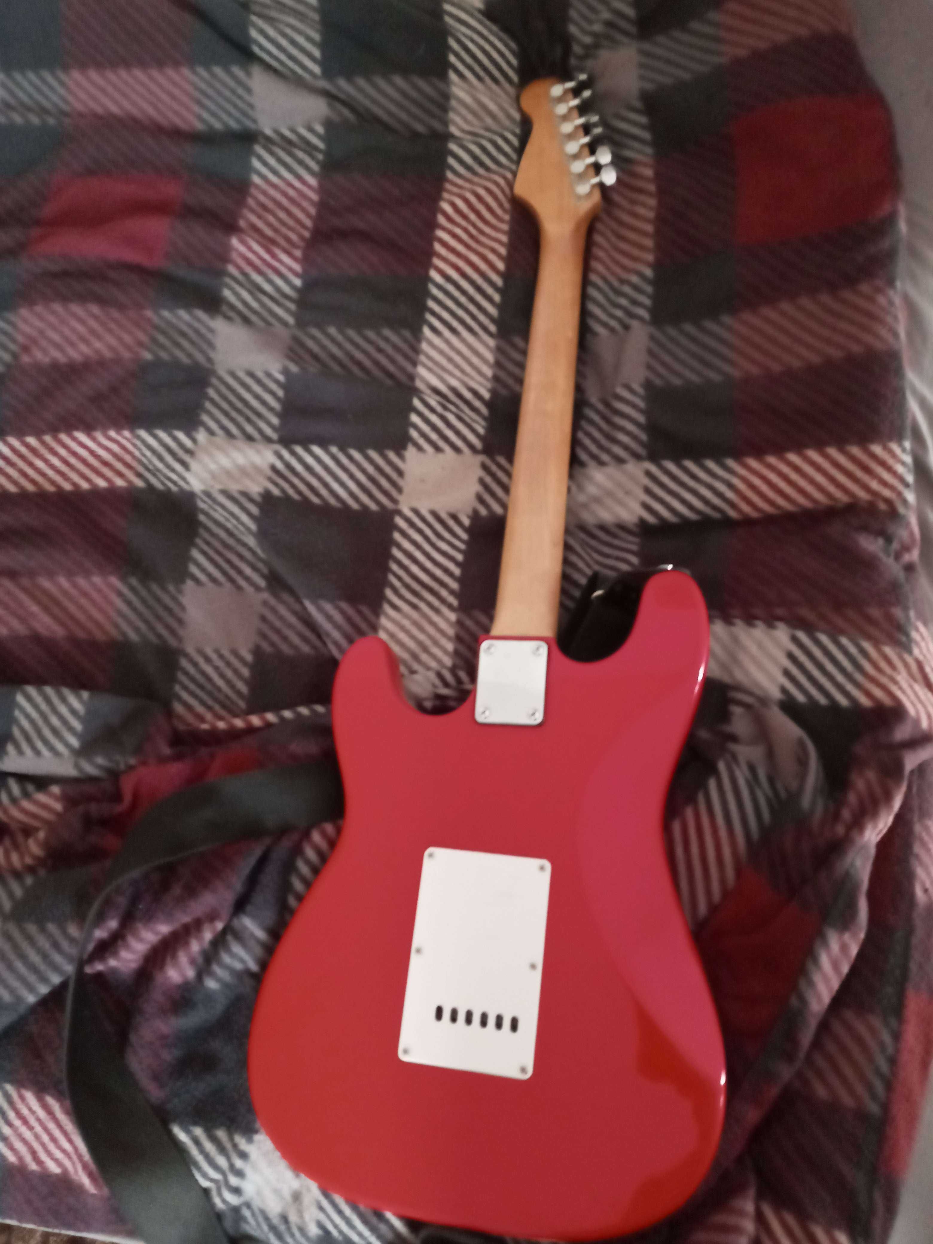 Gitara Elektryczna C. Aemon