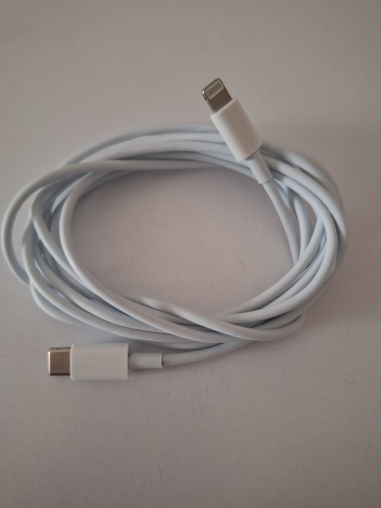 Apple Cabo USB-C para conector Lightning (2 m)