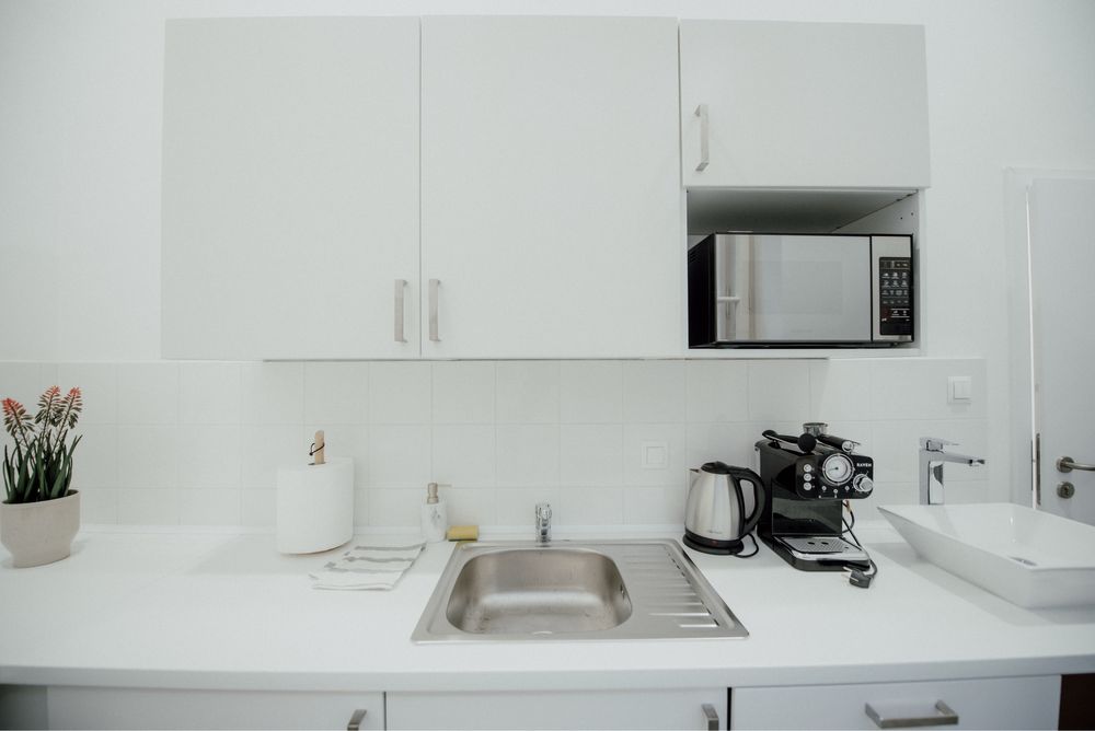 Noclegi dla ekip - 8 dużych lóżek centrum lodzi FAKTURA VAT