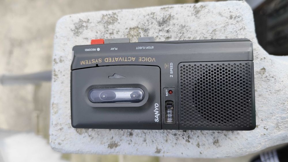 Gravador/Leitor de mini-cassetes