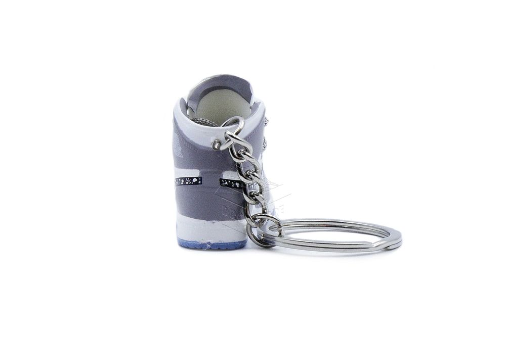 Brelok Nike AIR JORDAN 1 High Dior / CN8607–002