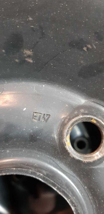 Комплект шин 195/65/15 на оригінальних дисках Кадді Caddy