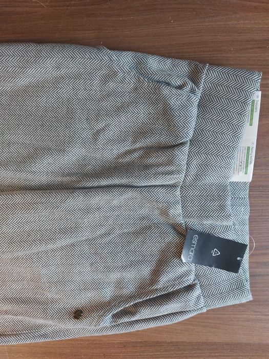 Spodnie dresowe rozmiar XS 32 / 34 NOWE z metką siwe szare