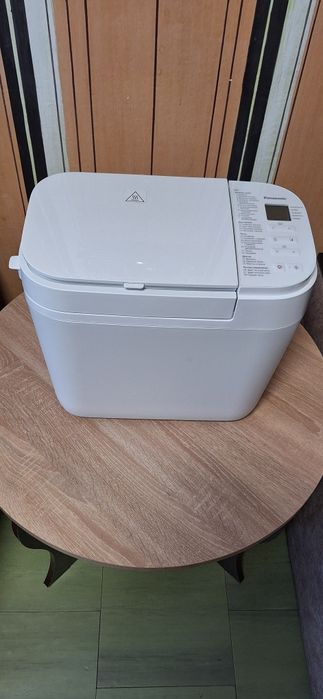 Продам хлібопічку Panasonic  SD-R2520