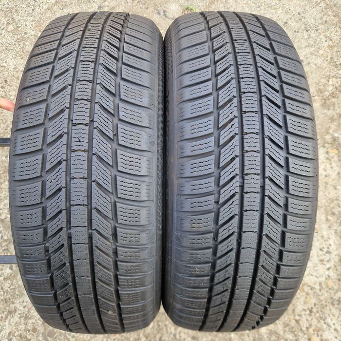 Зимові шини, резина 205 55 R17 Continental (Континенталь) 2шт.