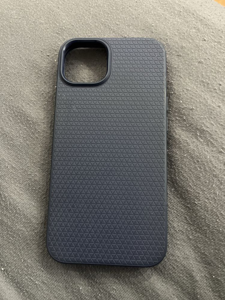 Etui do telefonu iphone 13