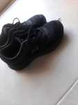 Skechers pretos para mulher