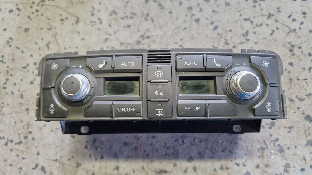 AUDI A8 D3 PANEL NAWIEWU 4E0820043A