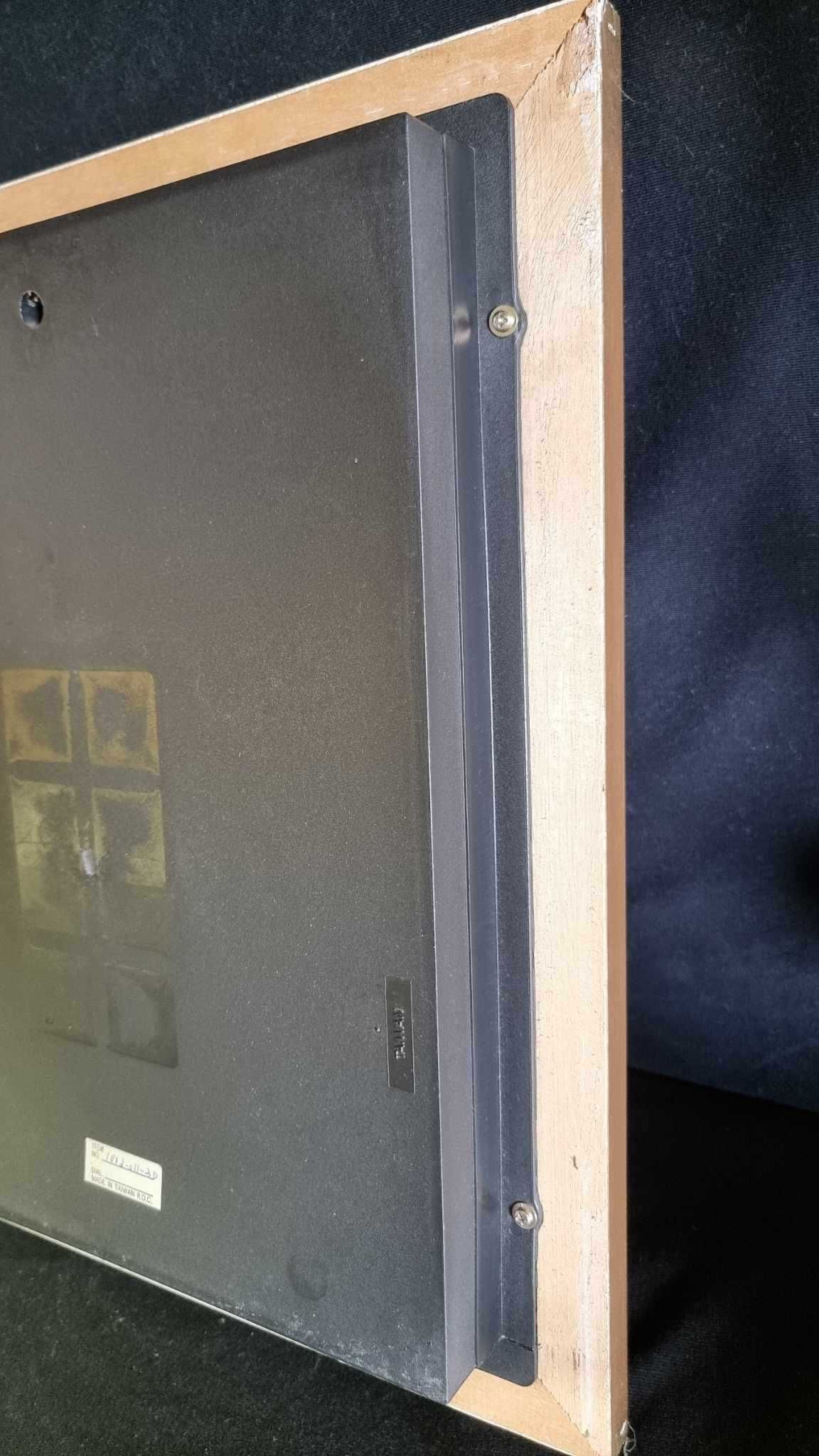 Quadro Nª Srª de Fátima, com relógio