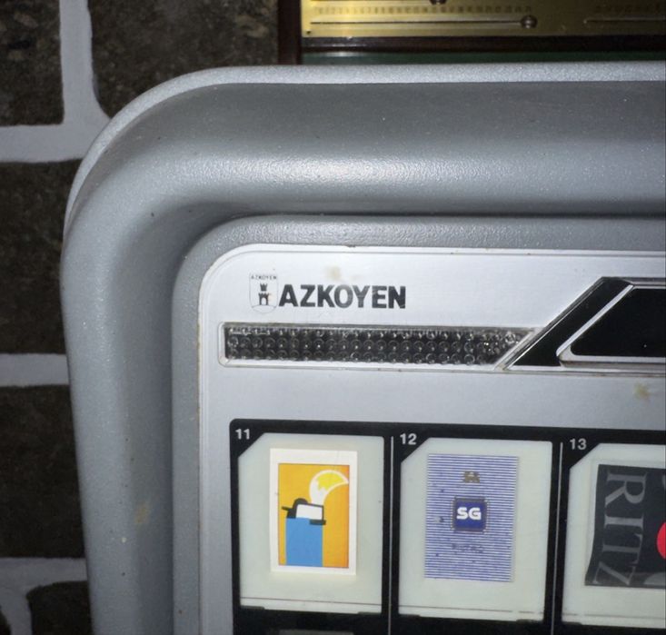 Maquina tabaco AZKOYEN Serie N