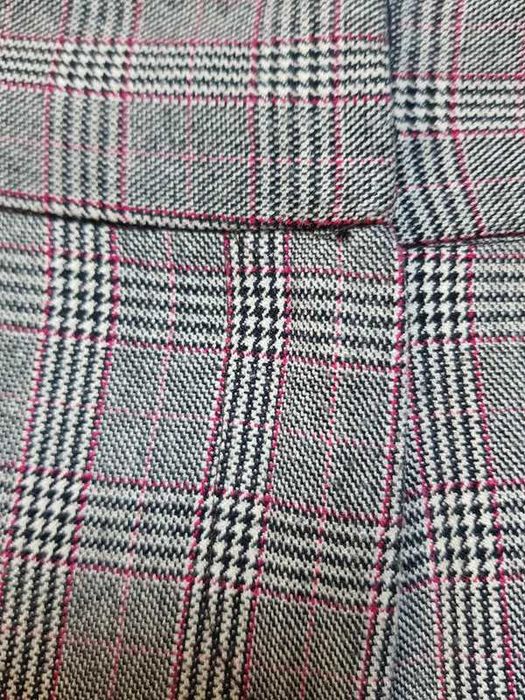 Eleganckie szorty - spodnie w kratkę rozmiar S