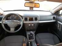 Wyposażenie wnetrza Vectra C Lift oraz Opel Signum lift