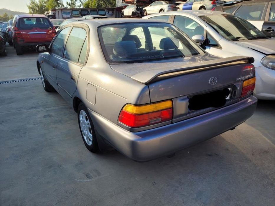 Toyota Corolla Xli Sedan para peças