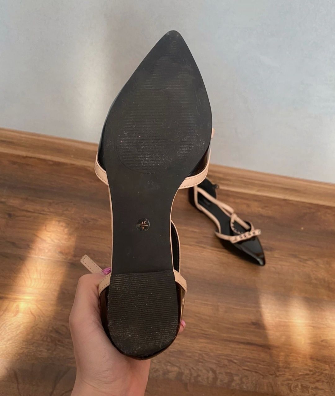 Valentino next zara 37 czarne bezowe czółenka baleriny ćwieki