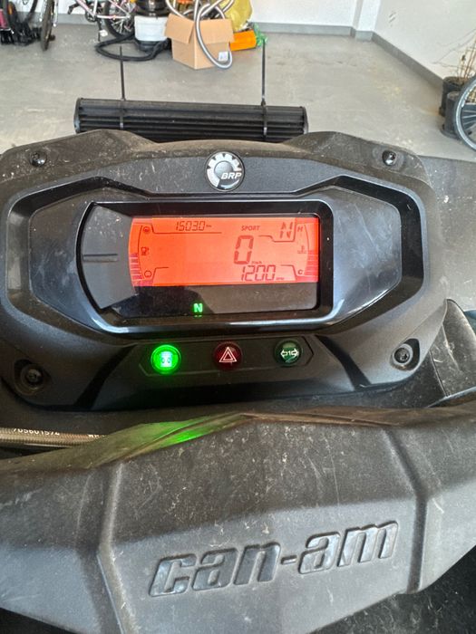 Can am 570xu zarejestrowany mało używany