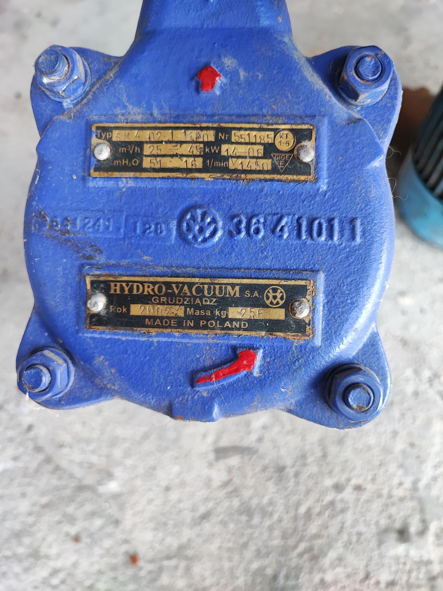 Pompa hydroforowa z silnikiem.