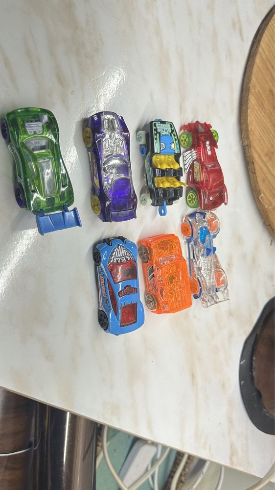 Машинки Hot Wheels