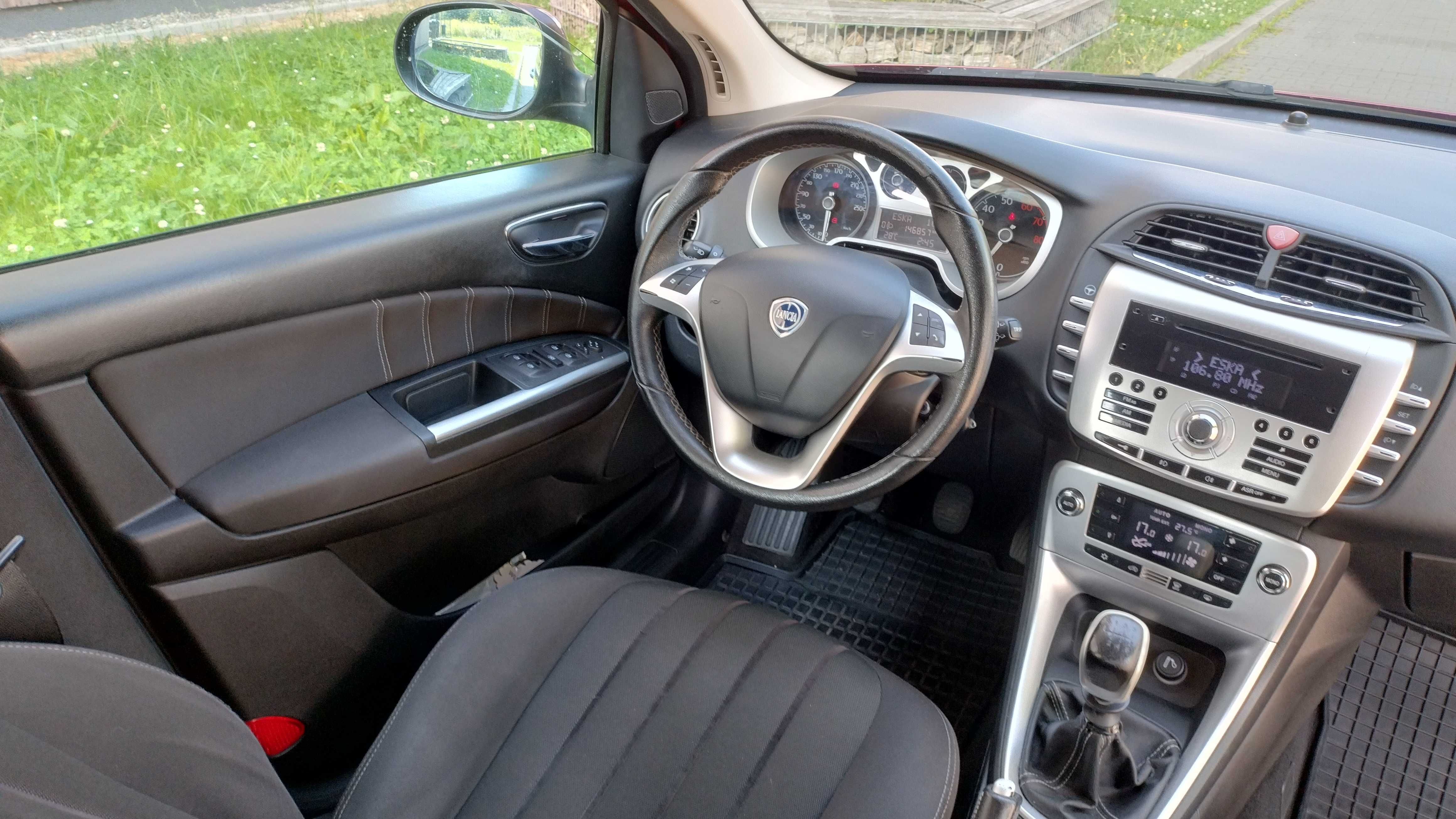 Lancia Delta 1.4Turbo niski przebieg 146 tys km,ładny stan bez korozji