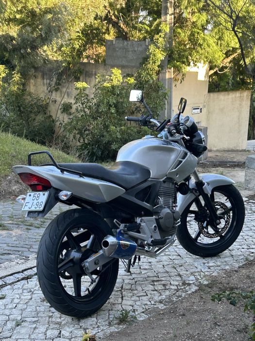 Cbf 250 twister 250 moto economica