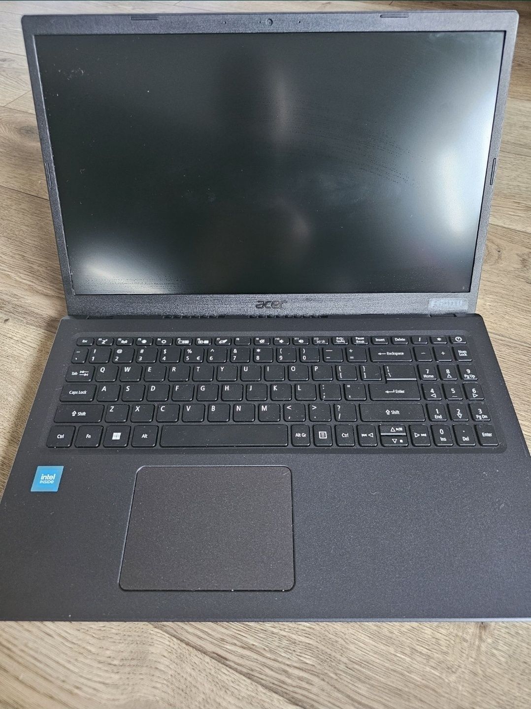 Laptop Acer 15,6 " 256gb jeszcze na gwarancji!