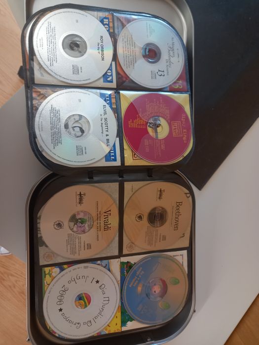 álbum com vários CD'S