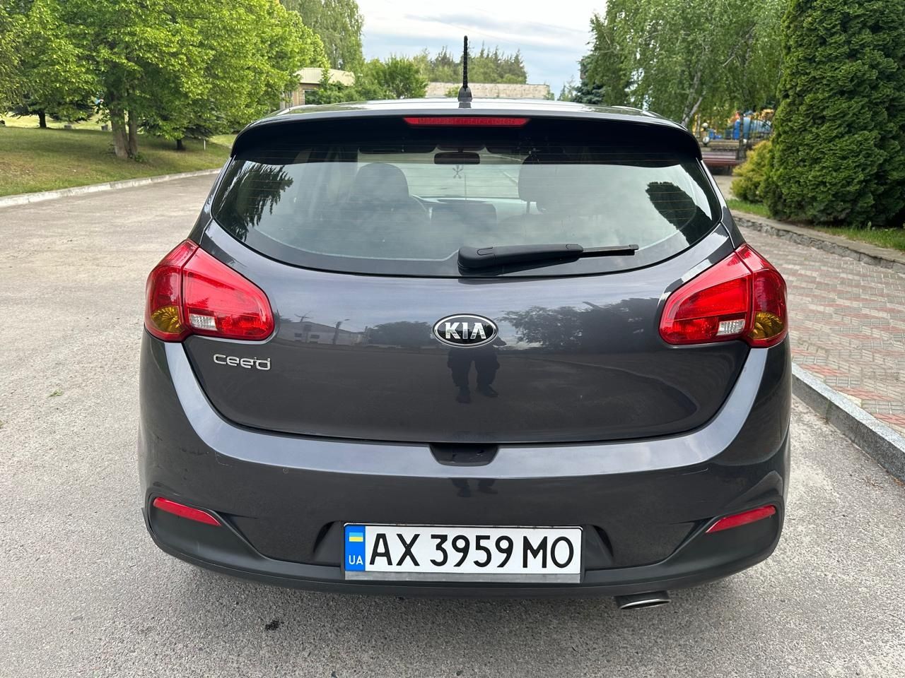 Kia ceed 1.4 газ-бензин 2012г.