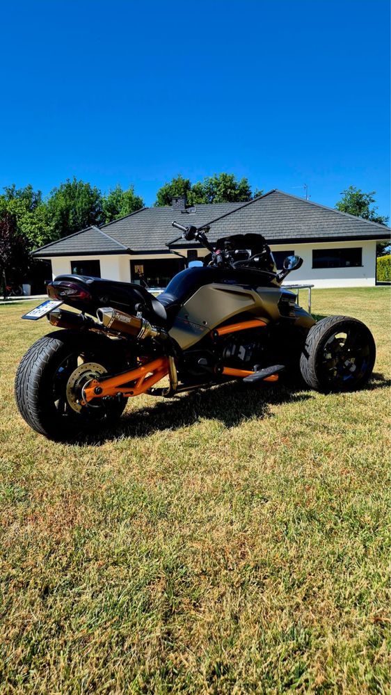 Can Am Spyder F3 S 2020 Akrapovic, Brembo - doinwestowany