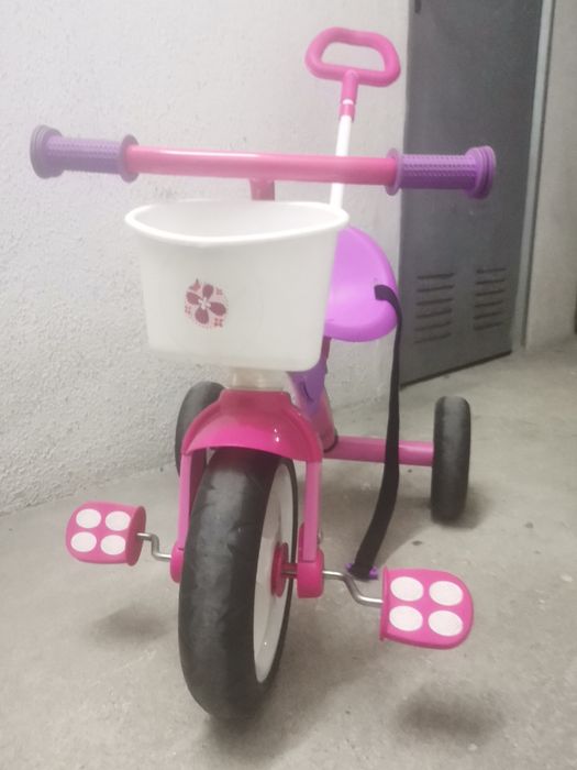 Triciclo criança