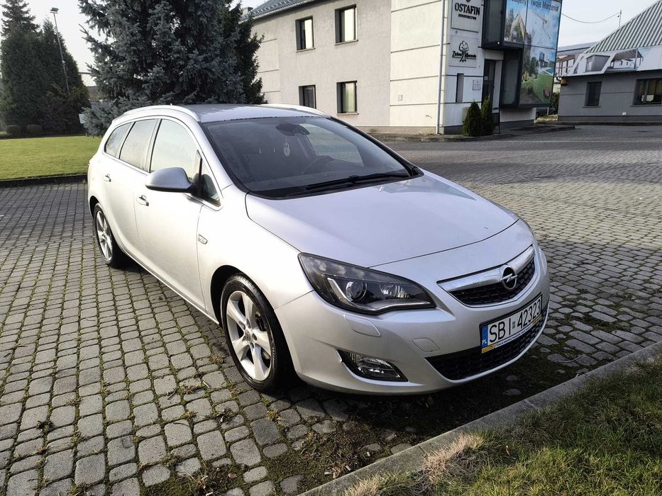 OPEL Astra IV Sports Tourer 1,7 cdti