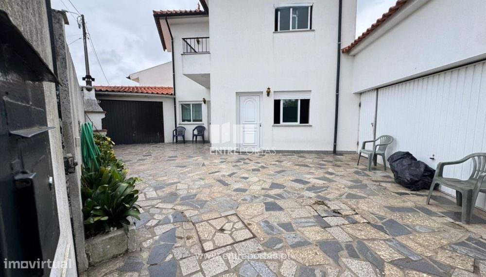 Venda de ótima moradia V2, Sta Marta de Portuzelo, Viana do Castelo