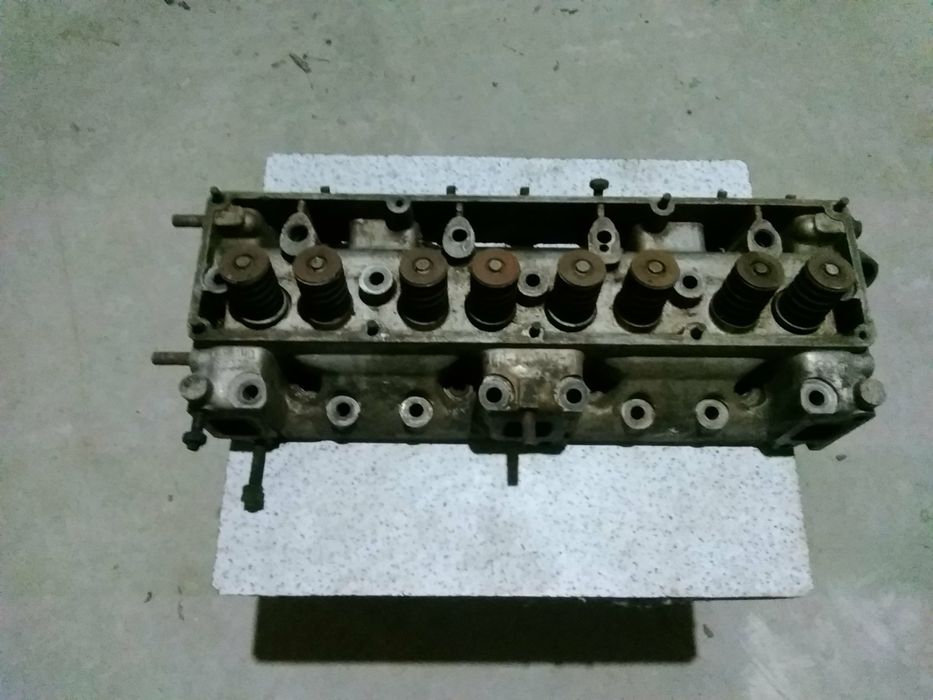 Головка блока циліндрів