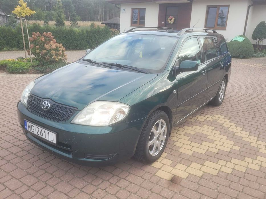 Toyota corolla e12 1.4 stag drugi właściciel Salon Polska