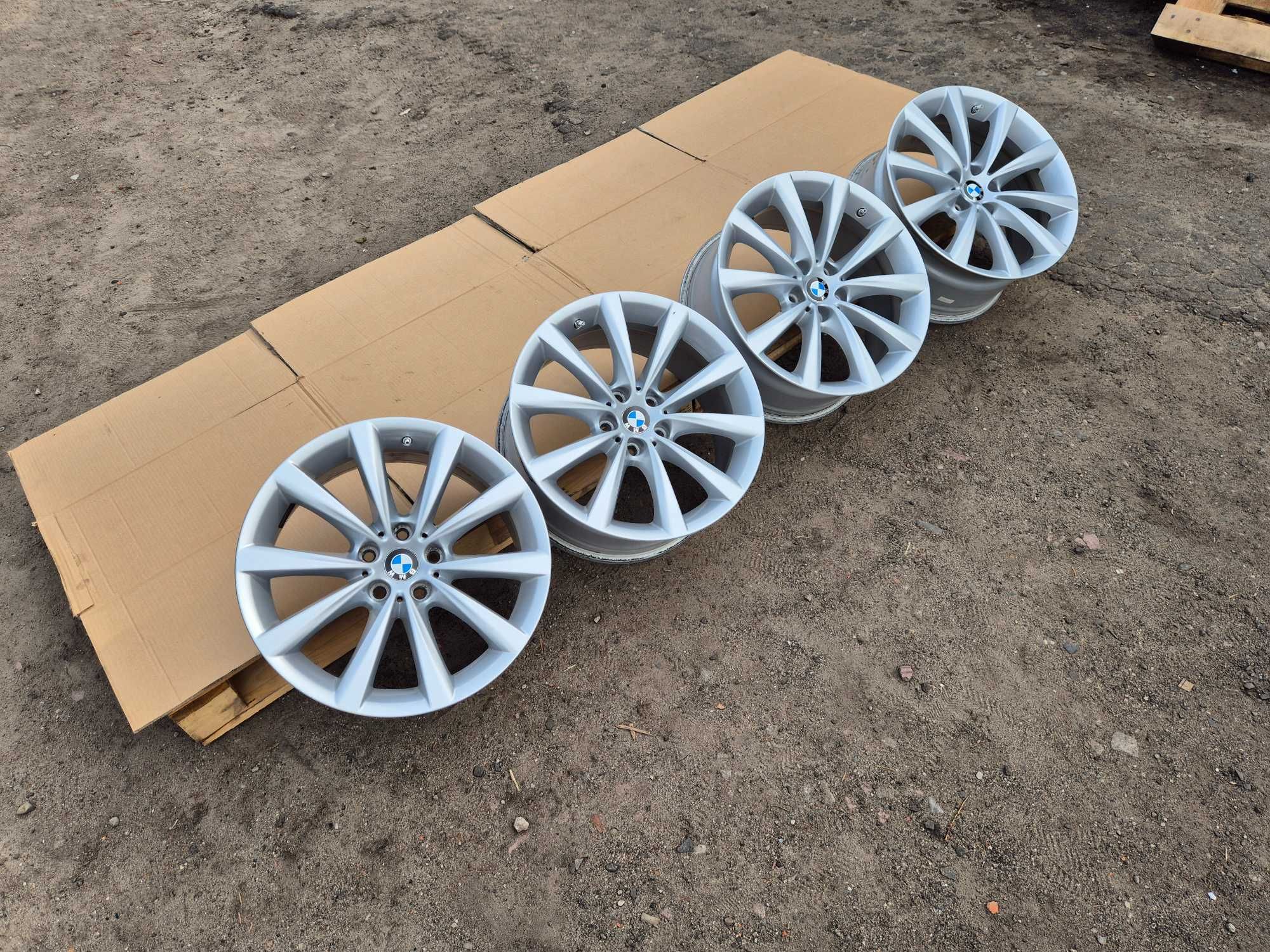 Komplet Felg Felgi 18" Cali 5x120 ET30 BMW 7 G11 G12 G30 G31 X3 X4