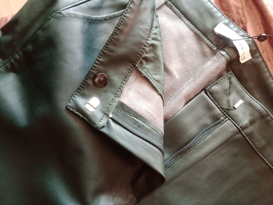 Spodnie damskie - lateksowe