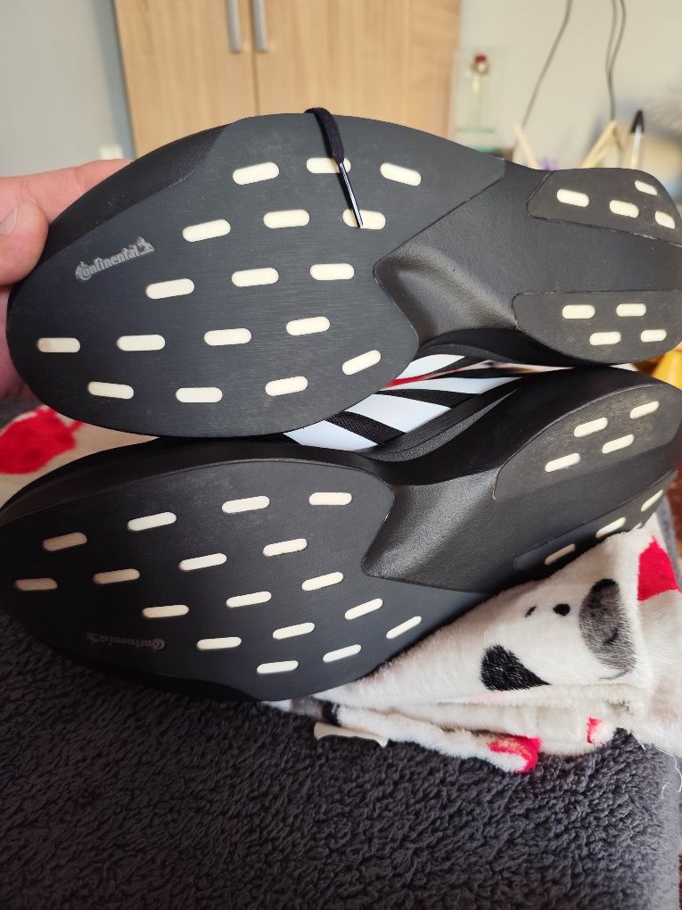 Buty adidas adizero EVO SL