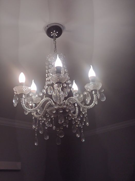 Żyrandol typu Glamour