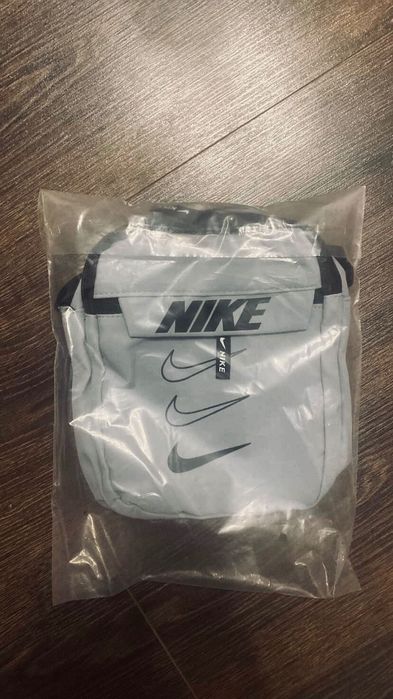 Сумки через  NIKE та The North Face НОВІ !!!