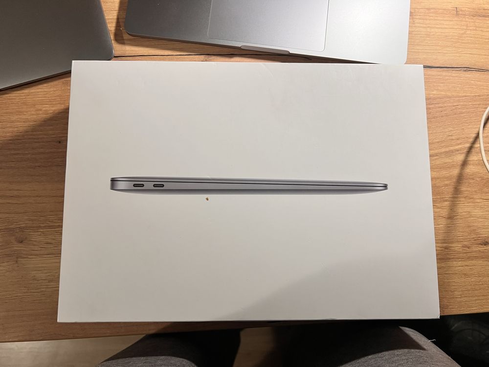 MacBook Air 2020 A2179 8Gb/256Gb