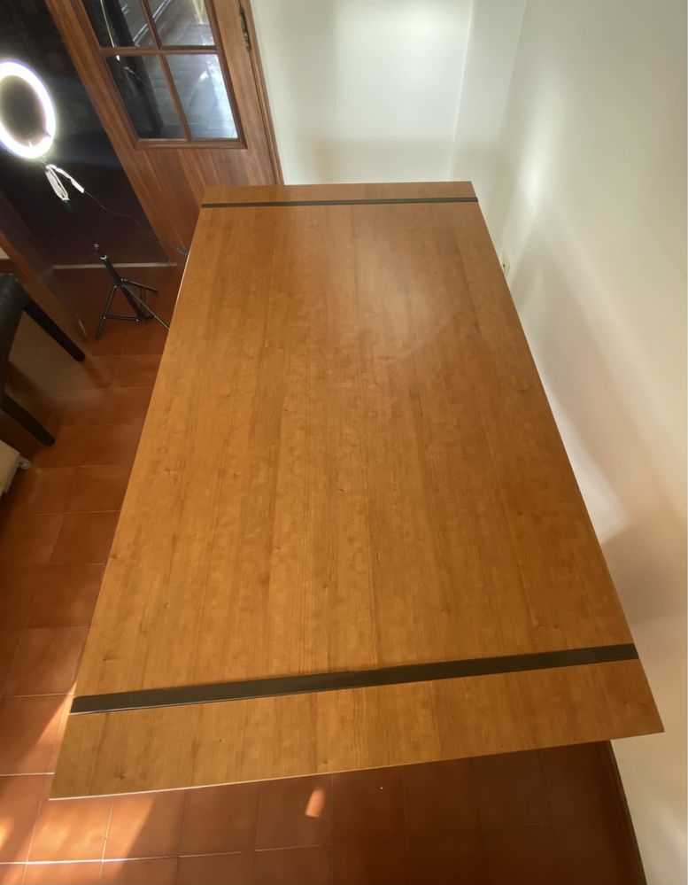 Mesa  de carvalho extensível conforama