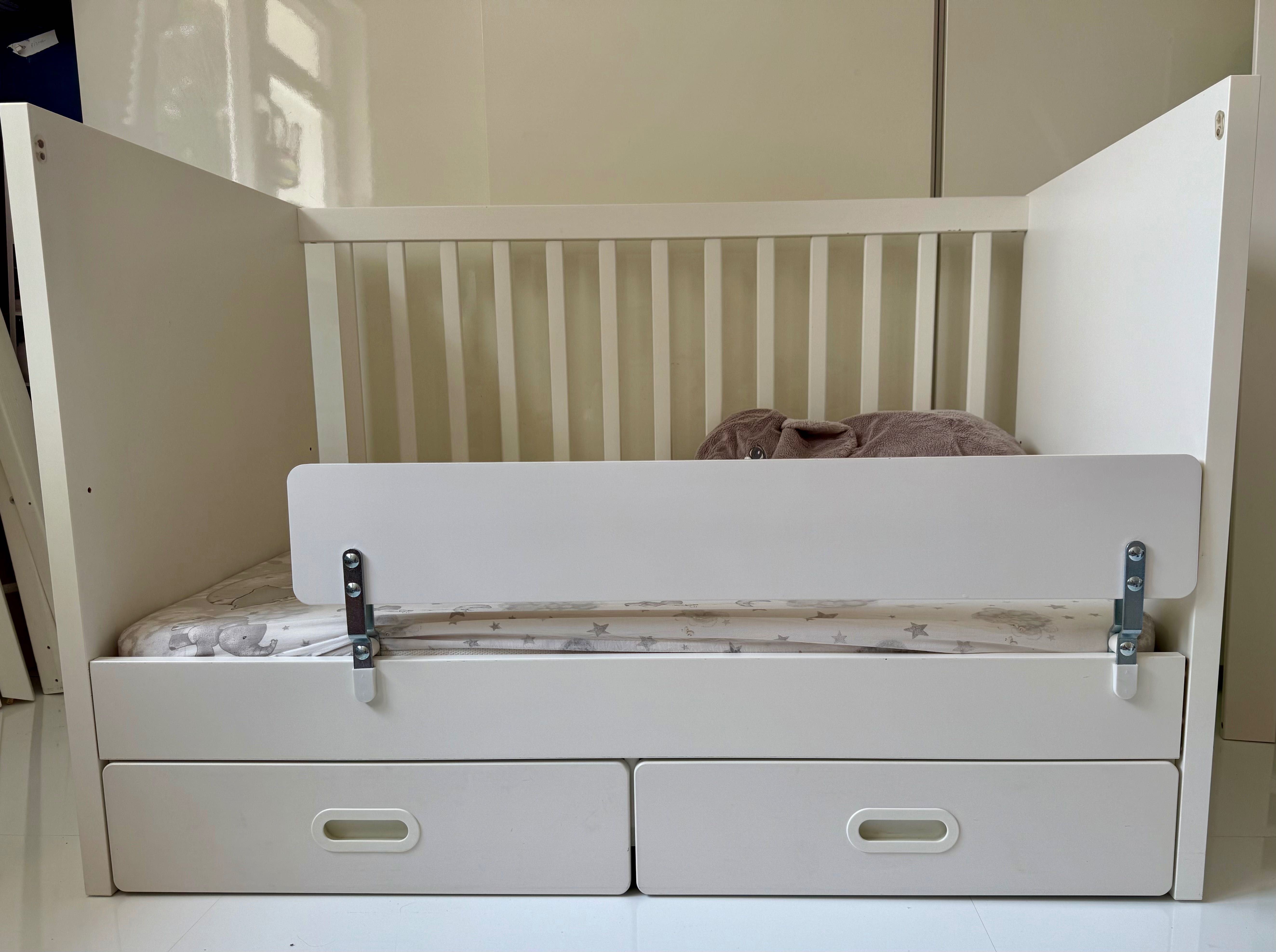 Sprzedam łóżeczko STUVA z szufladami - IKEA