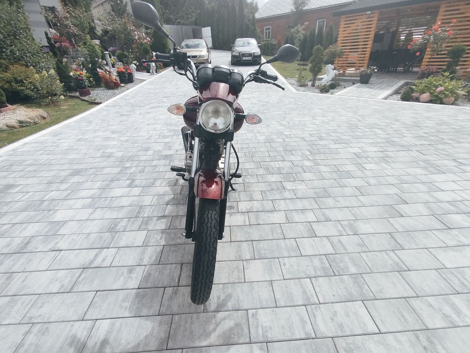 Motocykl Junak 121