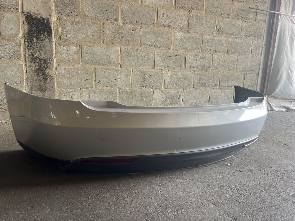 Бампер задній Tesla S 1010150-00-A