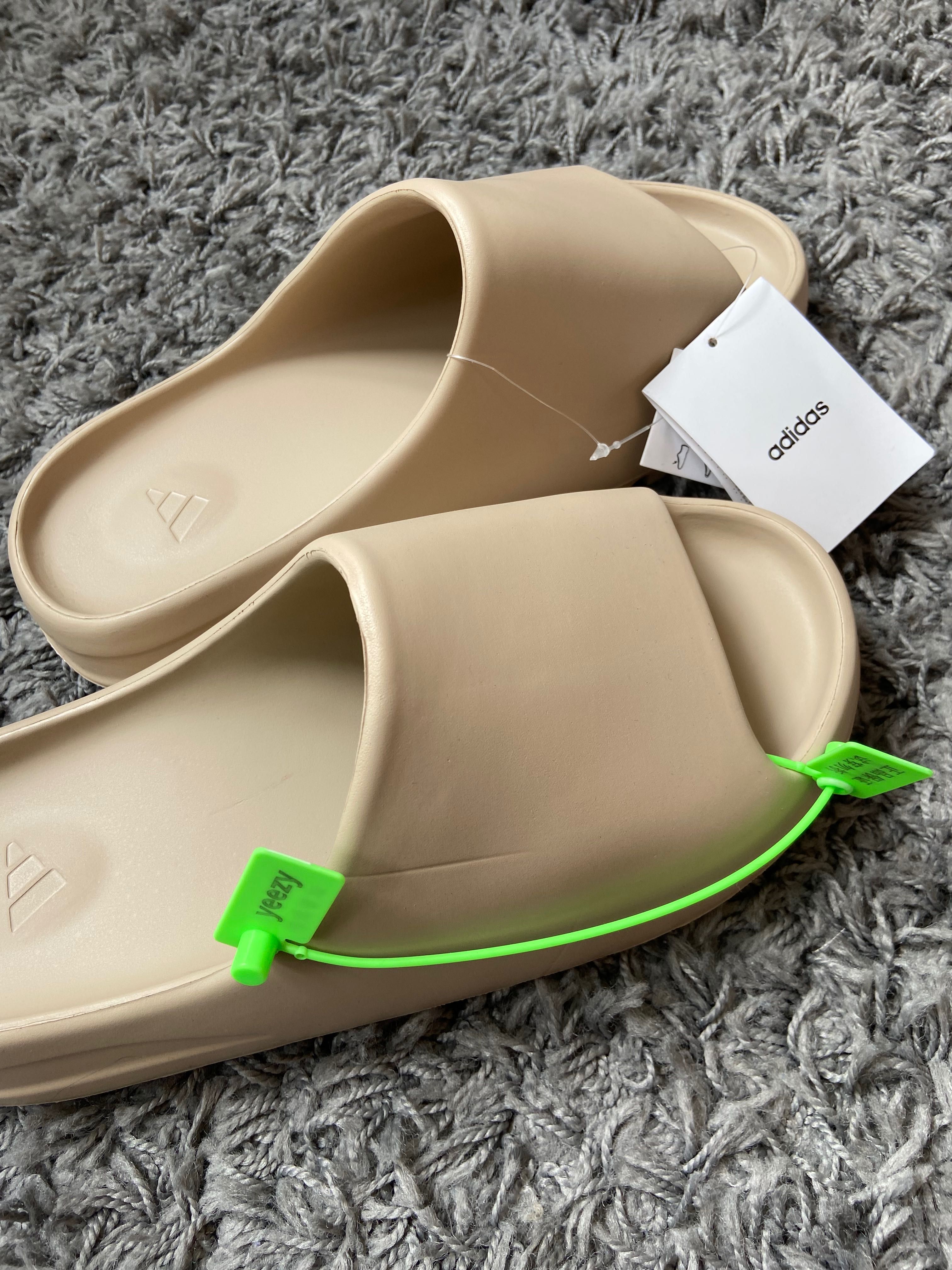 Adidas Yeezy Slide Pure