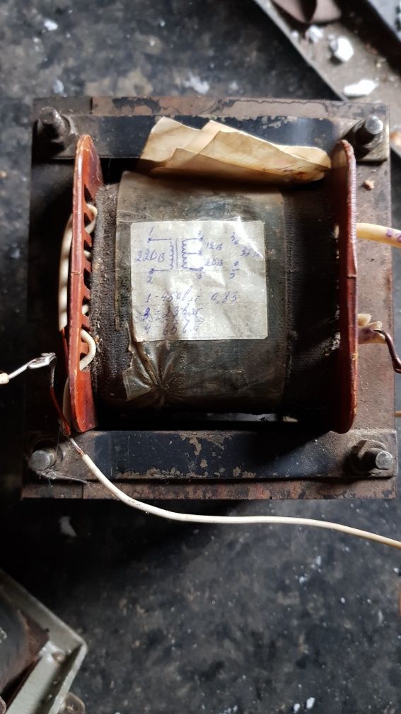 трансформатор разные поніжающий