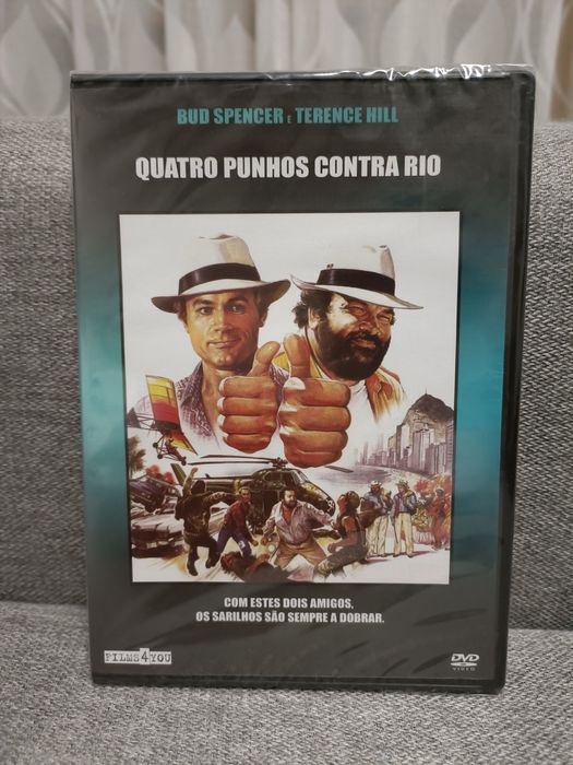 Quatro Punhos Contra Rio