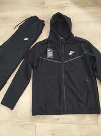 Nowy dres komplet Nike tech fleece