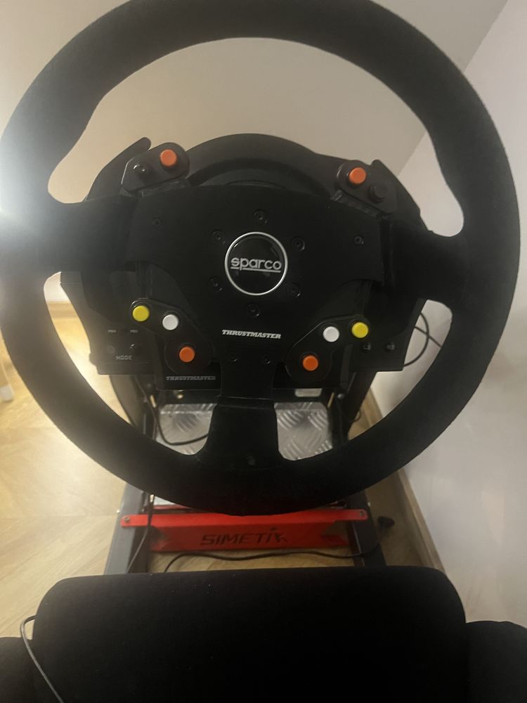 Kierownica thrustmaster t300rs -komplet dla gracza