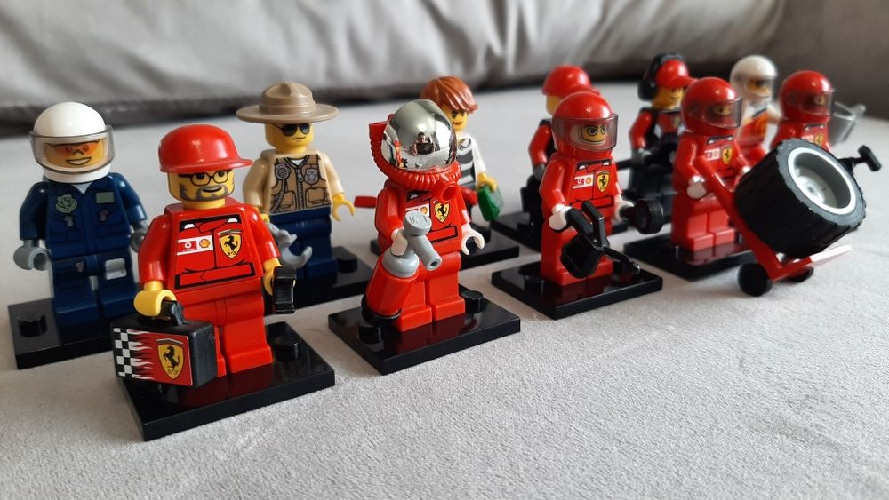 LEGO фигурки (ориг.) с наборов CITY и F1