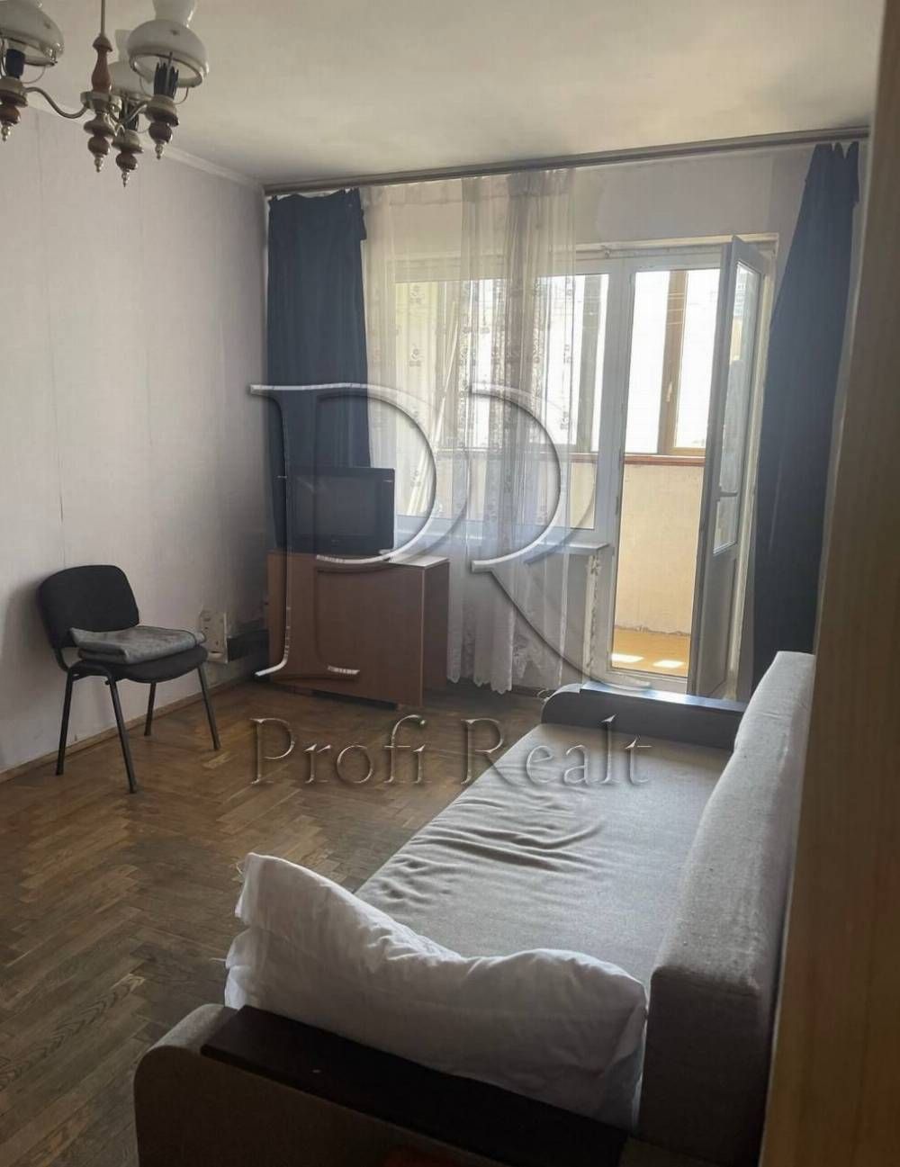 Продаж 3-к квартири вул. А. Ахматовоі 14 б, Дарницький р-н м. Позняки