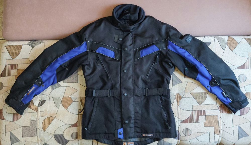 Мотокуртка EXERO з вентиляцією. Стан нової розмір М  + захист